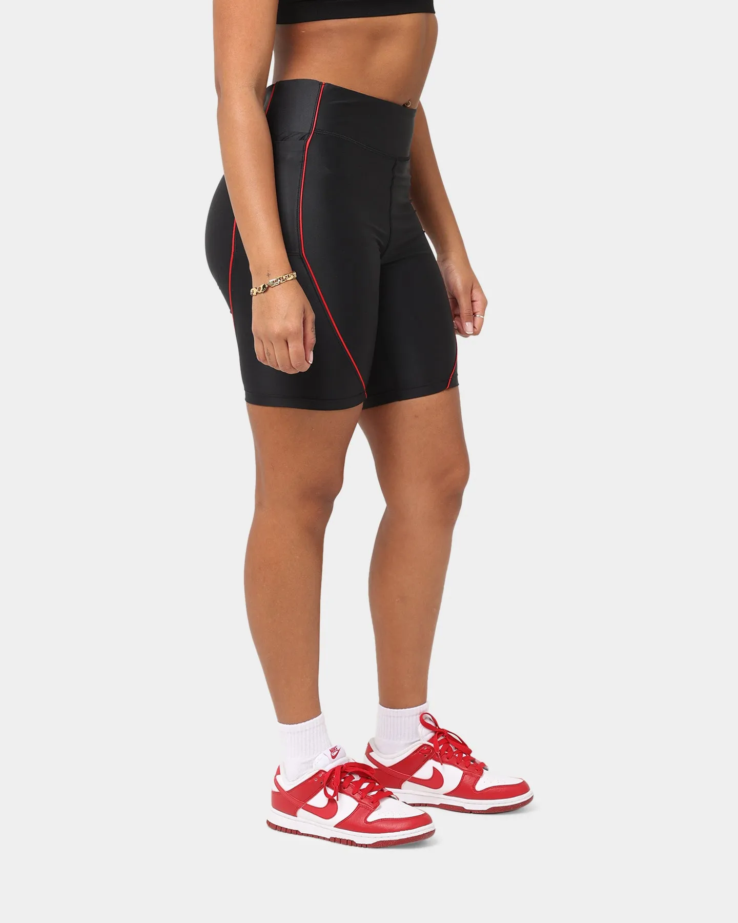 Jordan Women's Essentials Bike Shorts Black/Uni Red