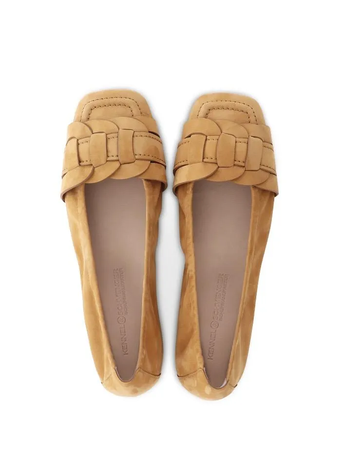 Kennel and Schmenger T Caro Caramel Soft Nubuck Pump 51-12550-255