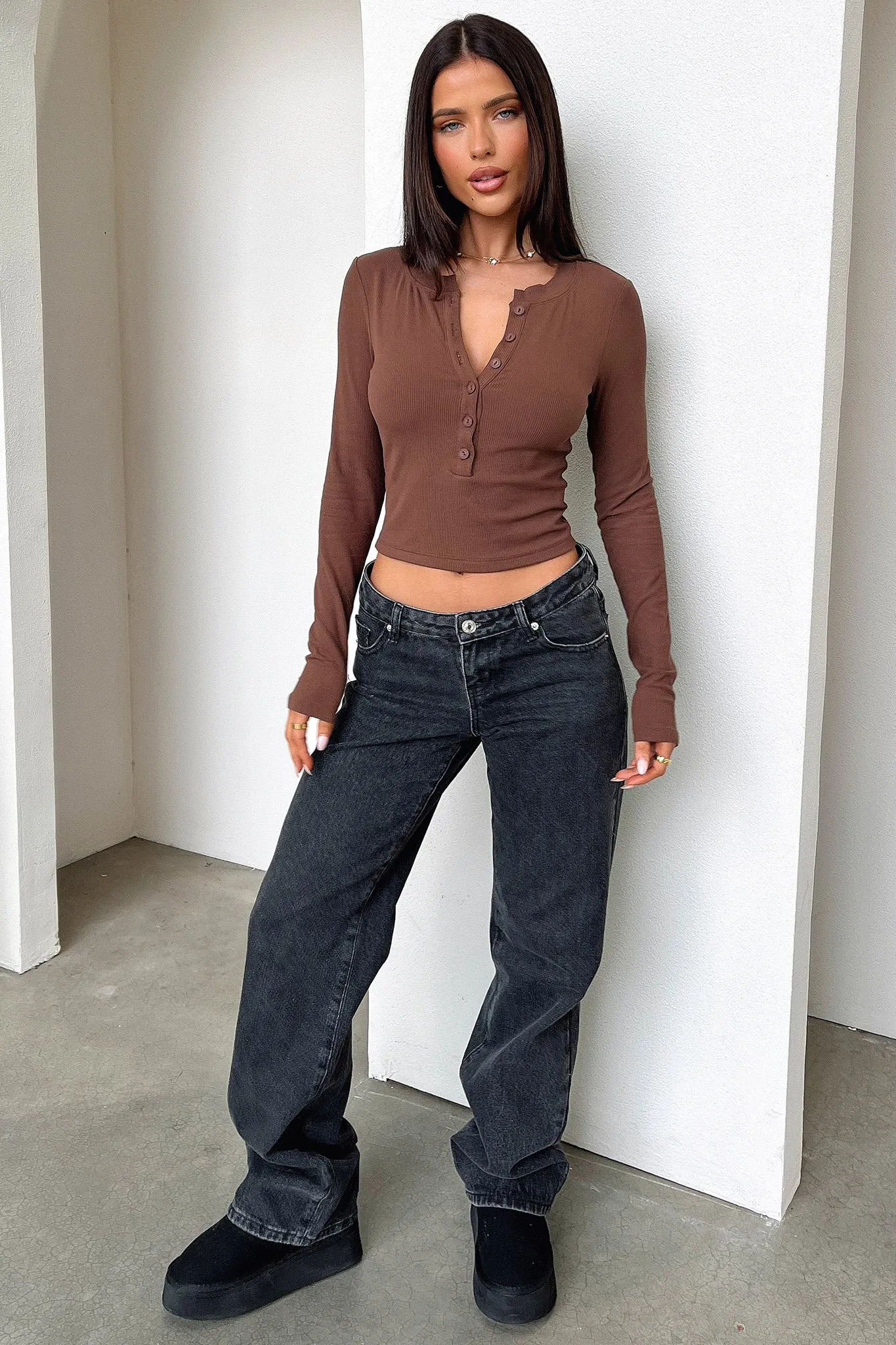 Liliana Ribbed Long Sleeve Top - Brown