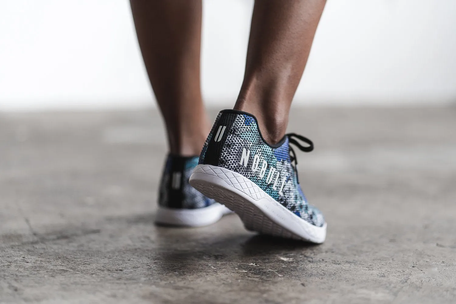 MIDNIGHT FLORAL TRAINER (WOMEN'S)