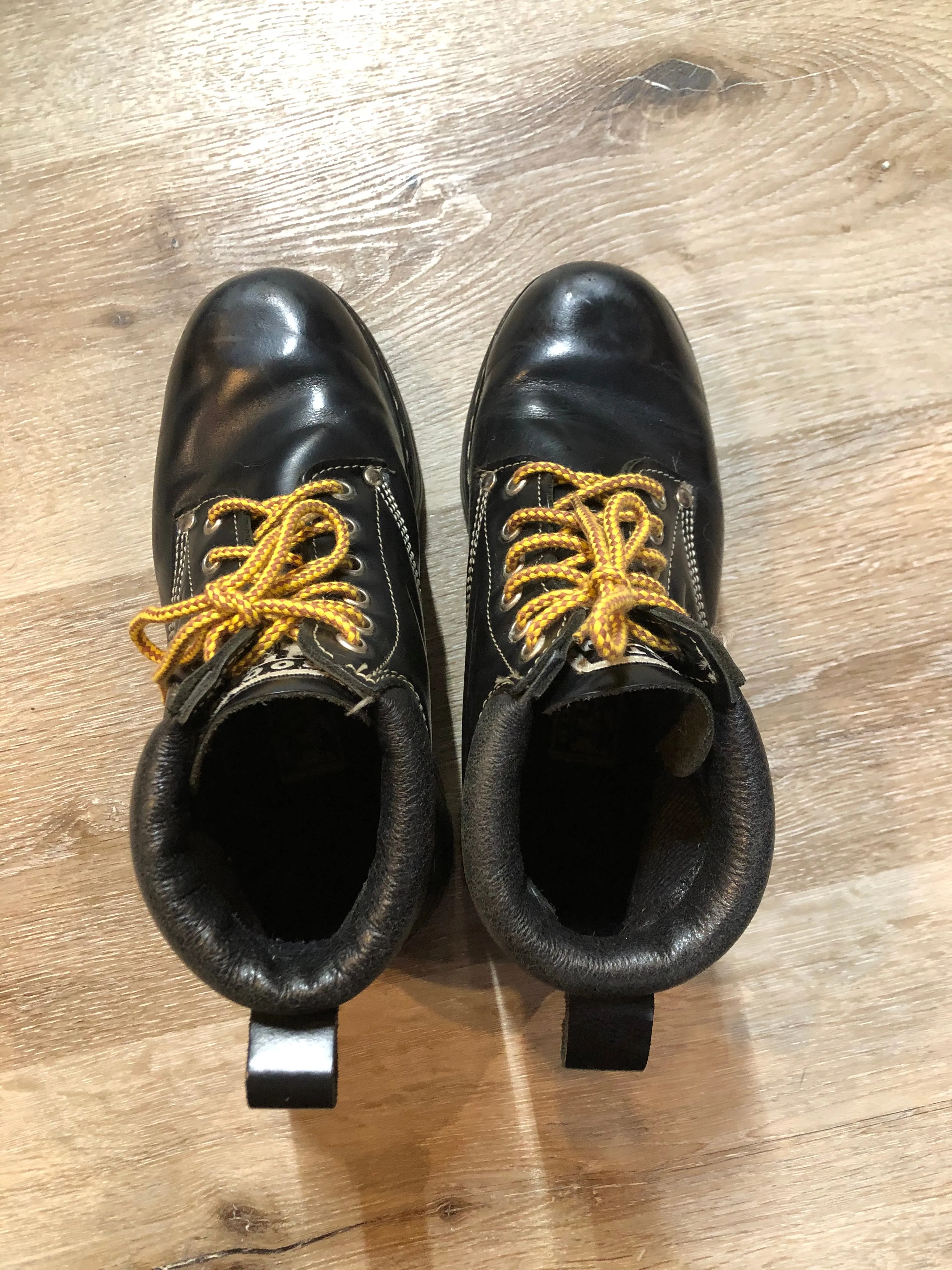 Roots Tuff Black Smooth Leather Hiking Boots, Made in Canada, SOLD