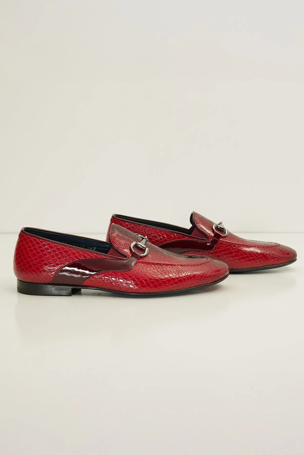Snake Embossed Leather And Silver Metal Bit Loafer - Valentine Red