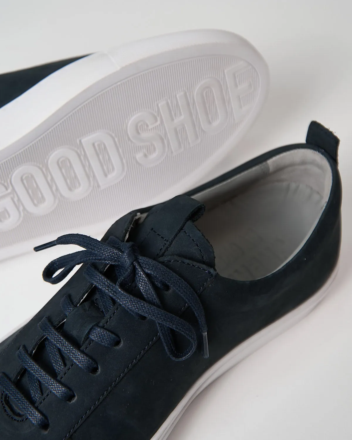 Sneaker 1 - Navy Nubuck