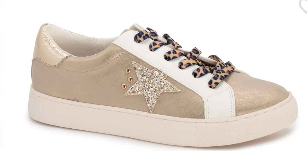 Supernova Gold Metallic Sneaker